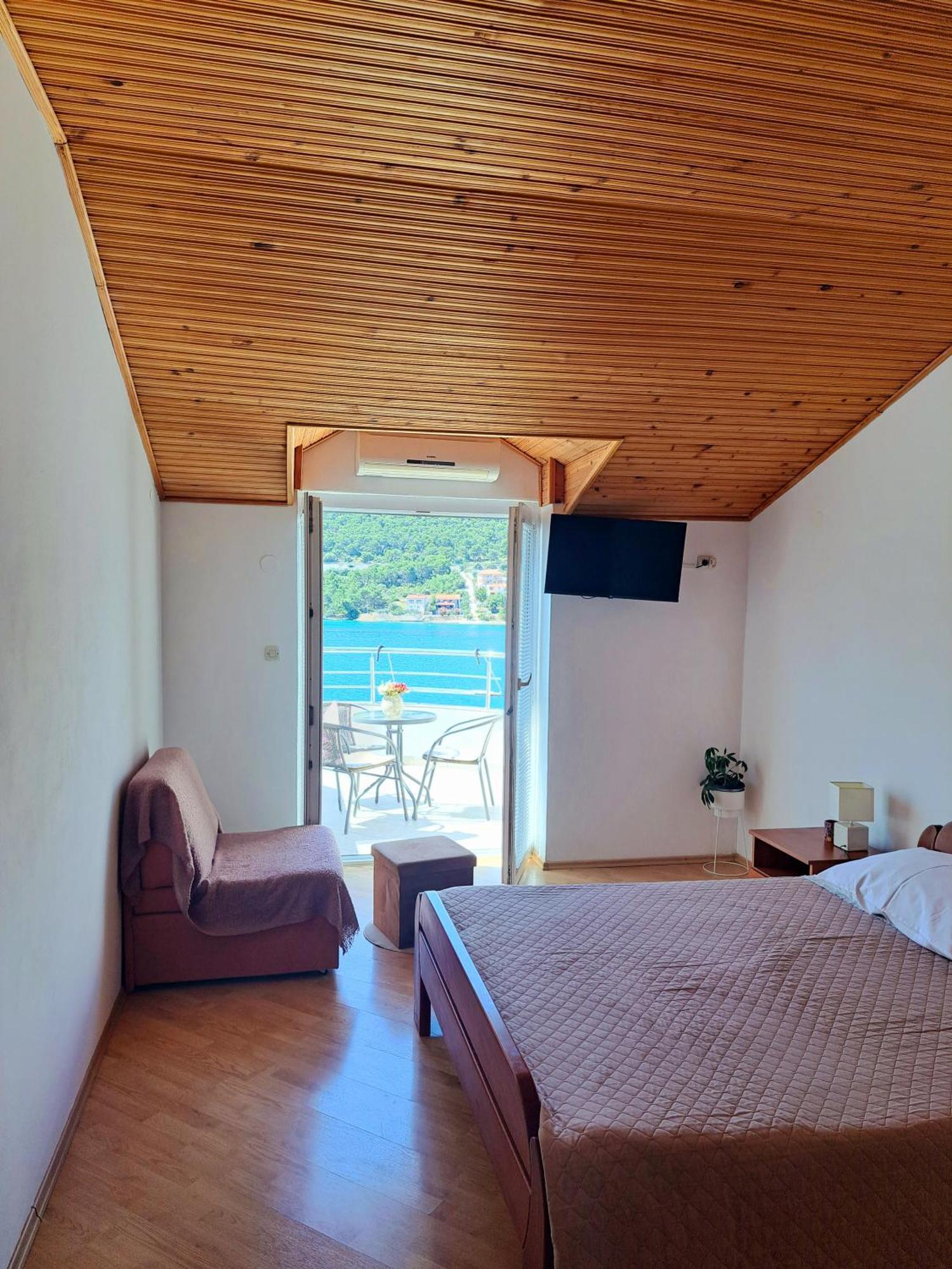 Open Sea Apartmani Grebastica Bilik gambar